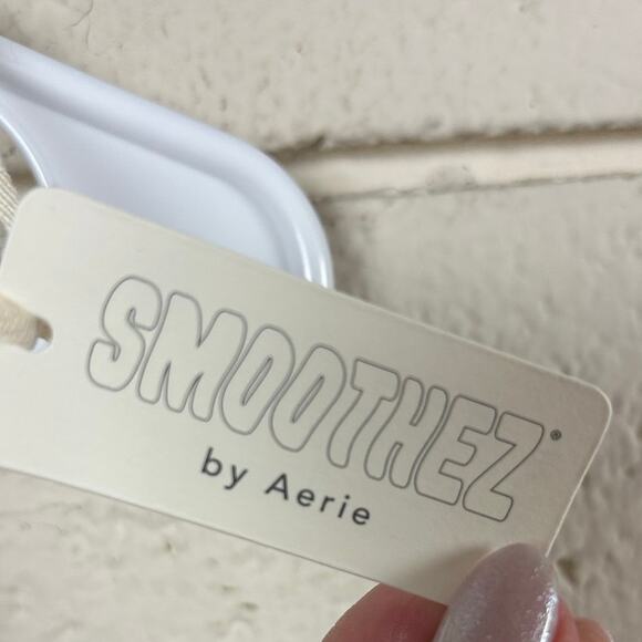 Aerie Smoothez Black Bodysuit size L NWT - Picture 8 of 8